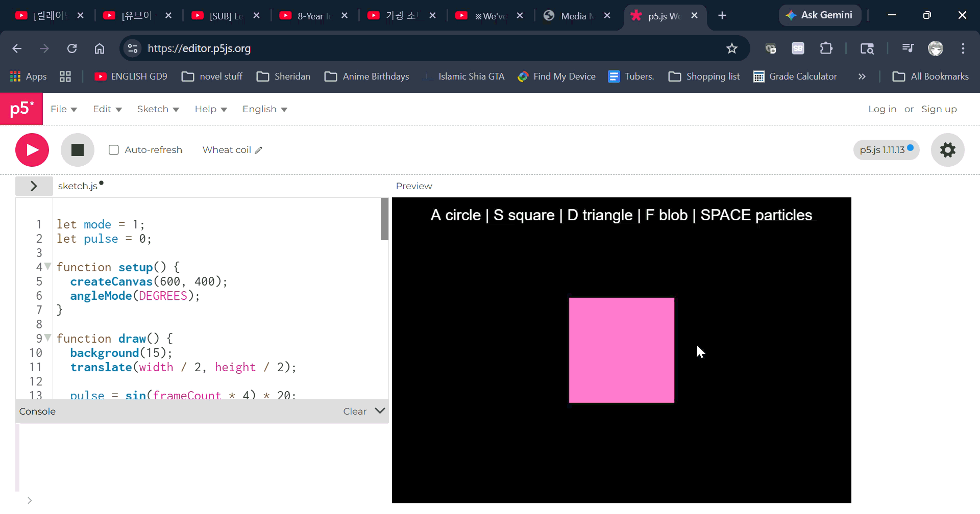 Shape switching between circle, square, and triangle.
